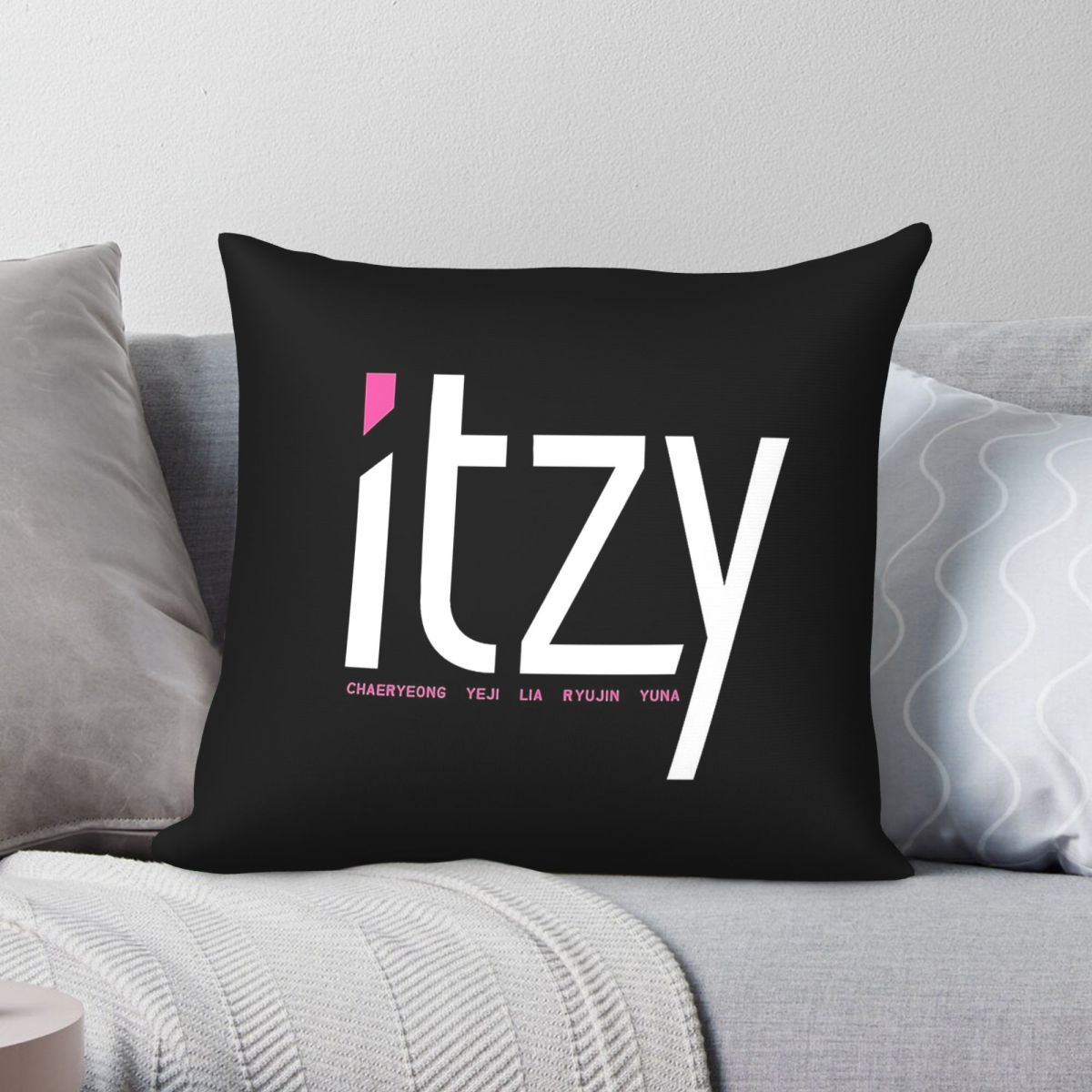 Home Decor Dallas - Itzy Band Dalla Dalla 정사각형 베개